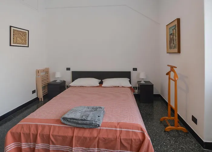 Apartament La Casa Del Cartografo Genua